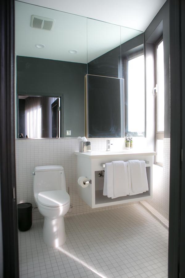Tuck 4* Los Angeles